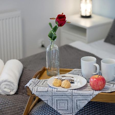 Apartamenty Platany Z Parkingiem By Noclegi Renters Kolberg Exterior foto