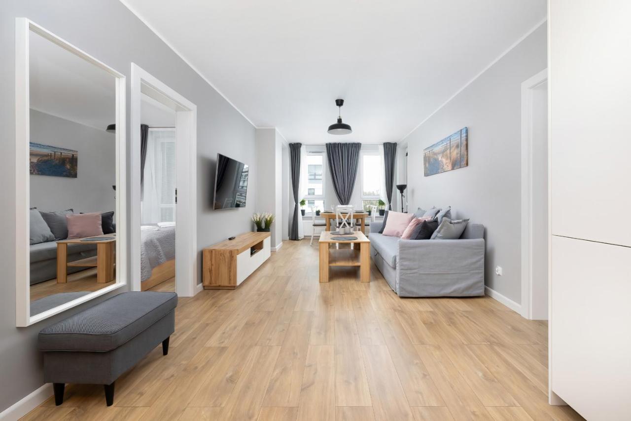 Apartamenty Platany Z Parkingiem By Noclegi Renters Kolberg Exterior foto
