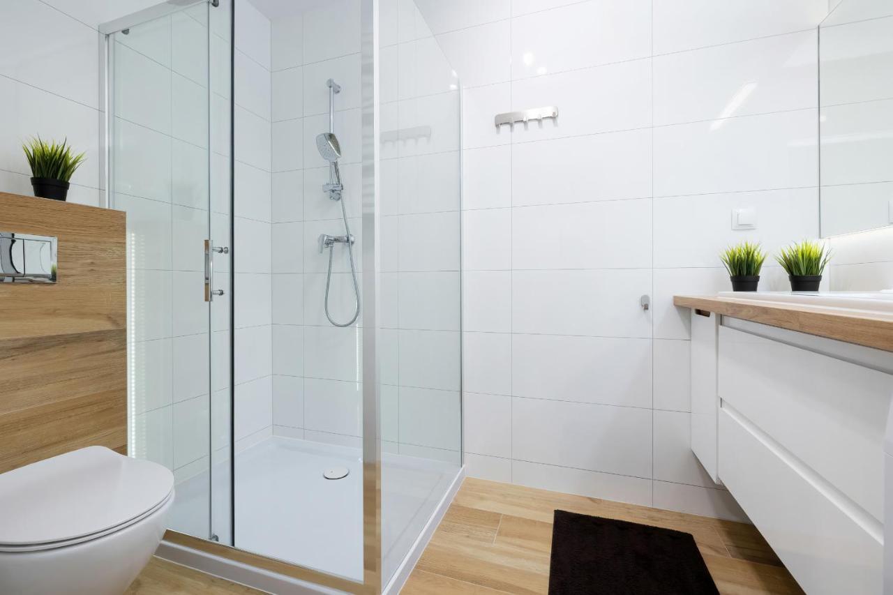Apartamenty Platany Z Parkingiem By Noclegi Renters Kolberg Exterior foto