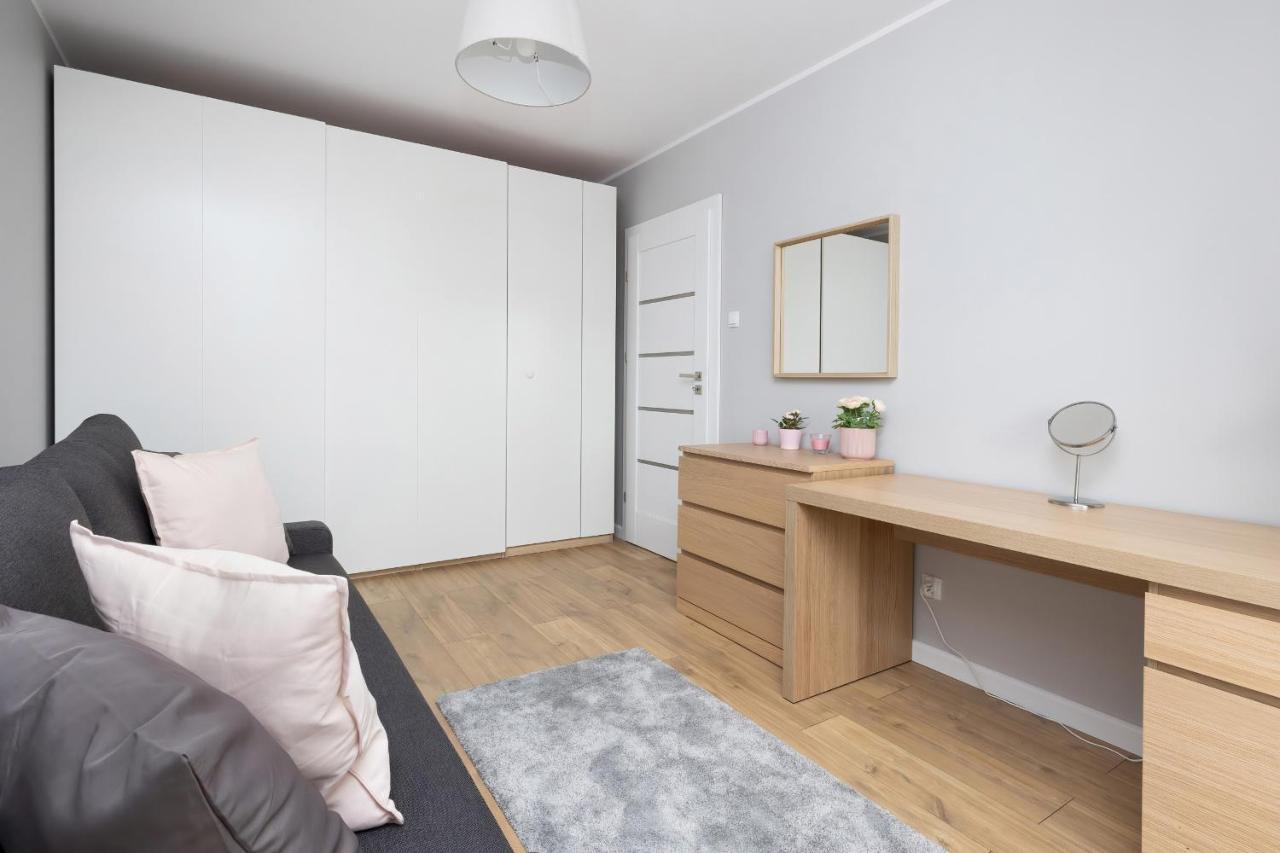 Apartamenty Platany Z Parkingiem By Noclegi Renters Kolberg Exterior foto