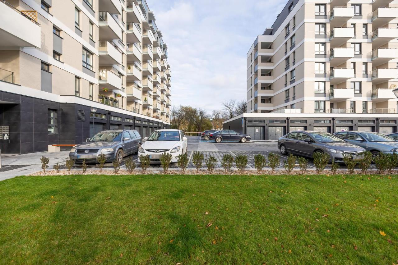 Apartamenty Platany Z Parkingiem By Noclegi Renters Kolberg Exterior foto