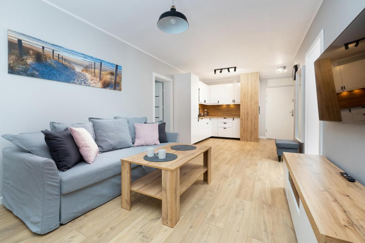Apartamenty Platany Z Parkingiem By Noclegi Renters Kolberg Exterior foto