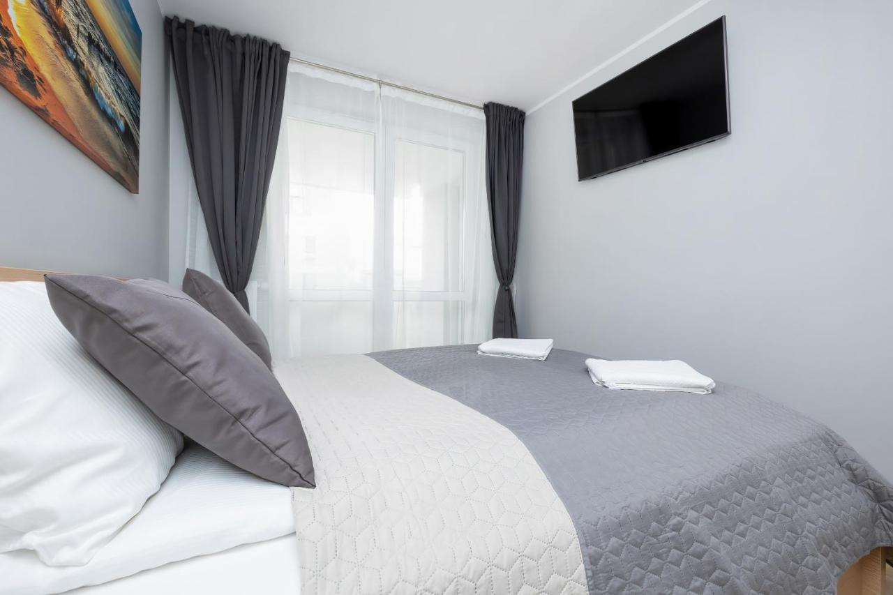 Apartamenty Platany Z Parkingiem By Noclegi Renters Kolberg Exterior foto