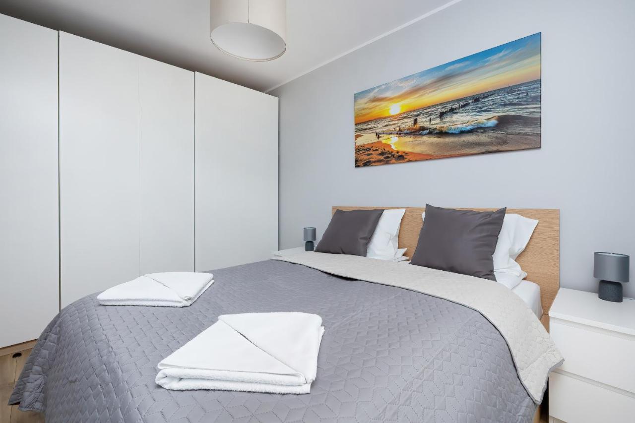 Apartamenty Platany Z Parkingiem By Noclegi Renters Kolberg Exterior foto