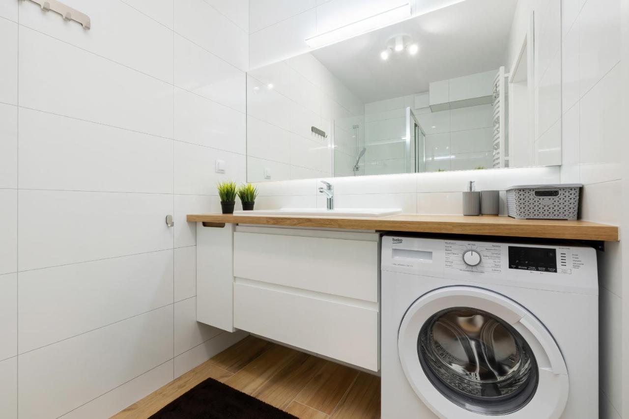 Apartamenty Platany Z Parkingiem By Noclegi Renters Kolberg Exterior foto