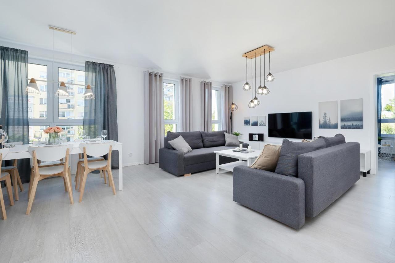 Apartamenty Platany Z Parkingiem By Noclegi Renters Kolberg Exterior foto