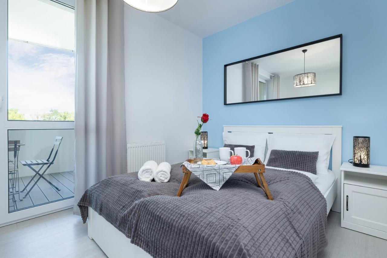 Apartamenty Platany Z Parkingiem By Noclegi Renters Kolberg Exterior foto