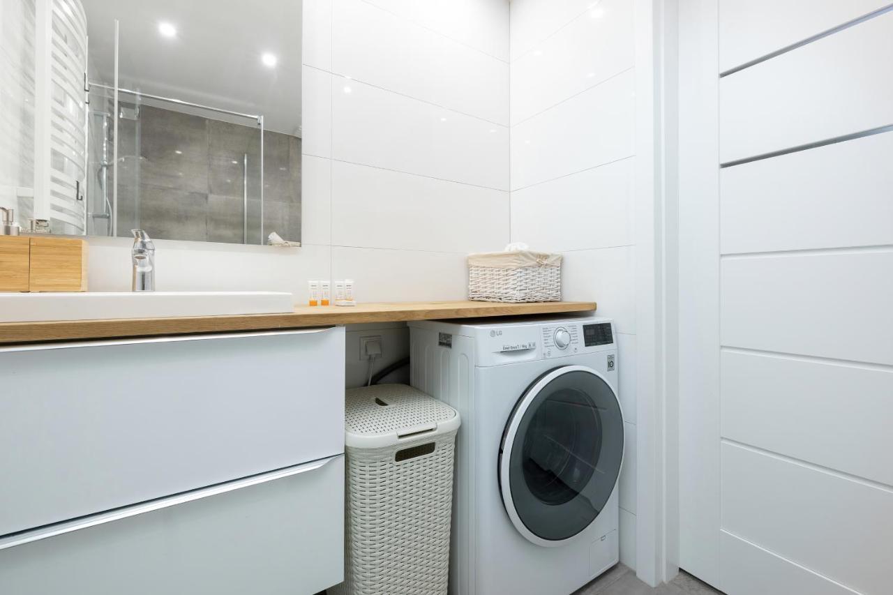 Apartamenty Platany Z Parkingiem By Noclegi Renters Kolberg Exterior foto