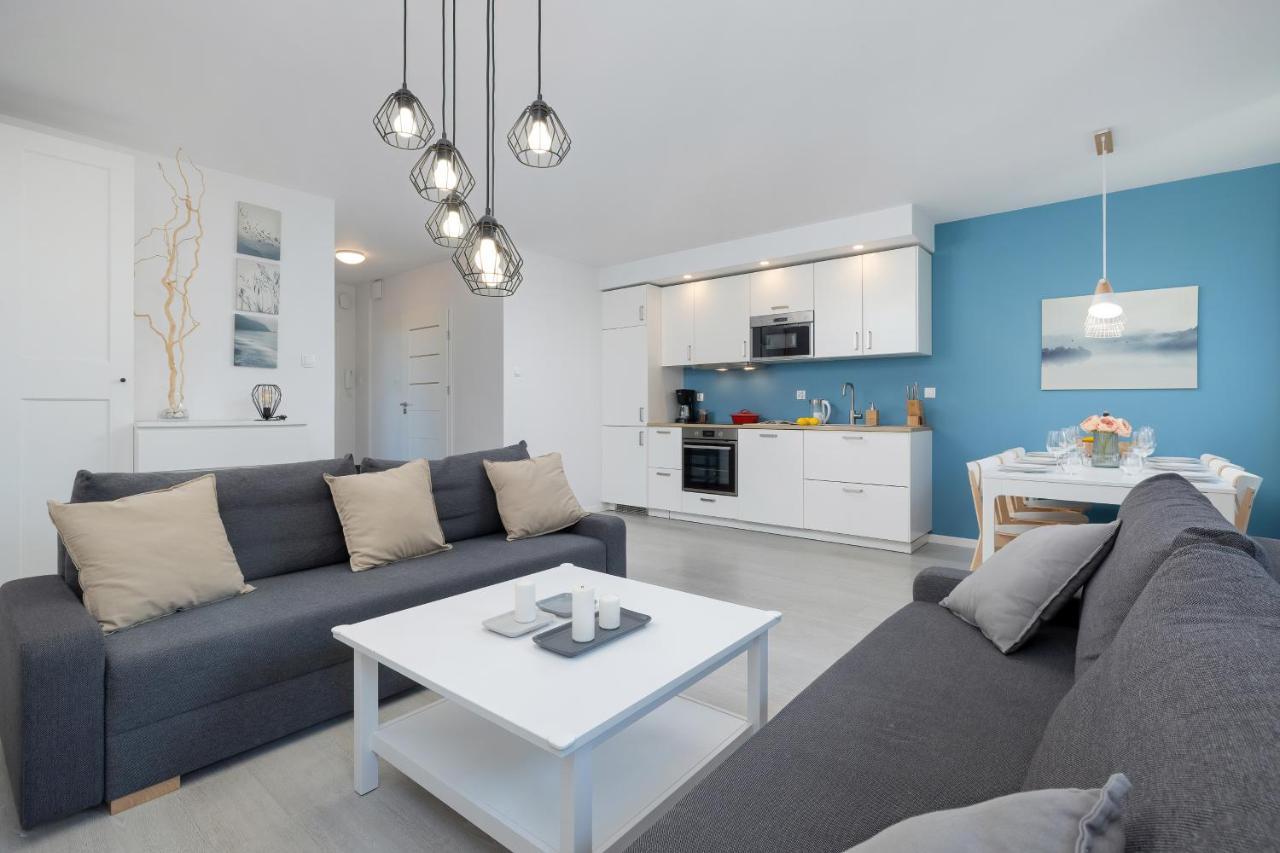 Apartamenty Platany Z Parkingiem By Noclegi Renters Kolberg Exterior foto